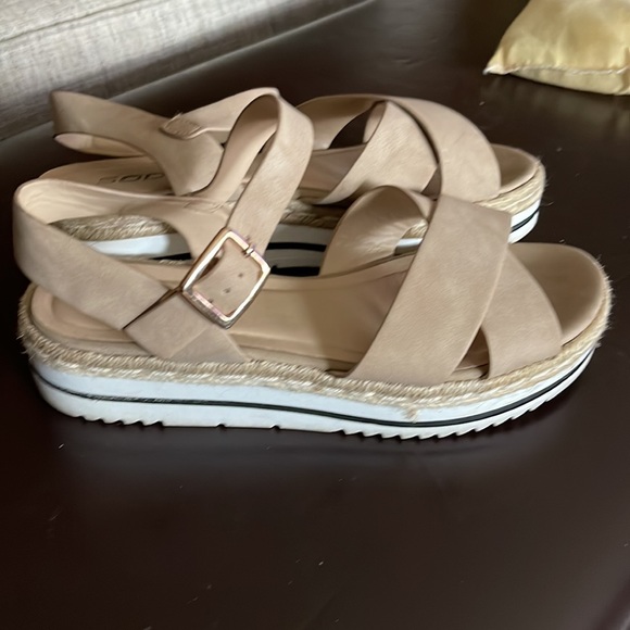 Good condition - Picture 2 of 2